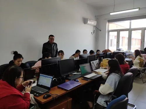 院系及专业介绍：管理学院