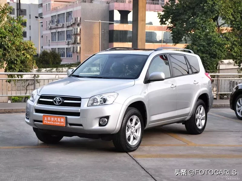 2011款第四代丰田RAV4荣放实拍图鉴