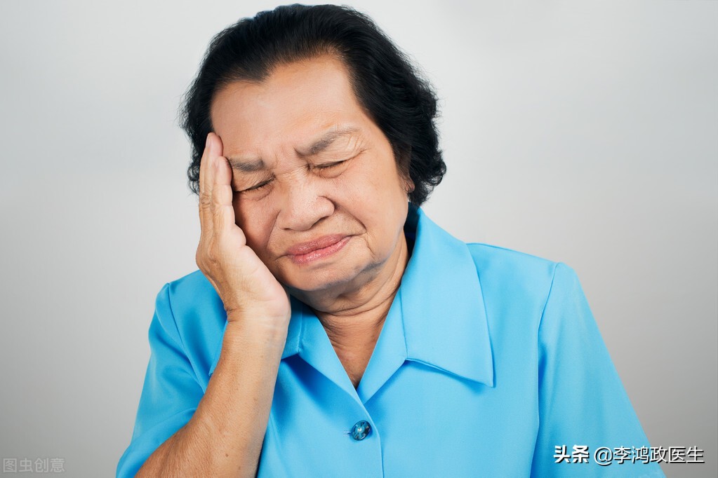 女子头晕，以为高血压引起，多次治疗均无效，医生：看错科了
