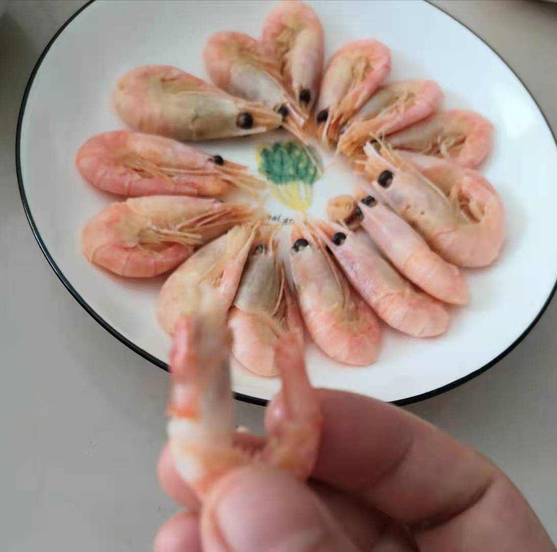 北极甜虾的正确吃法，终于get到了