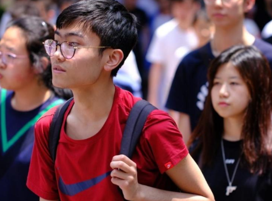 广东2017高考数学难度（广东某地中考数学平均分低至19）