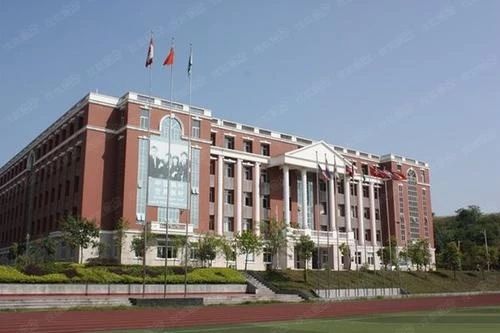 江津北师大学校招聘会（万万没想到）