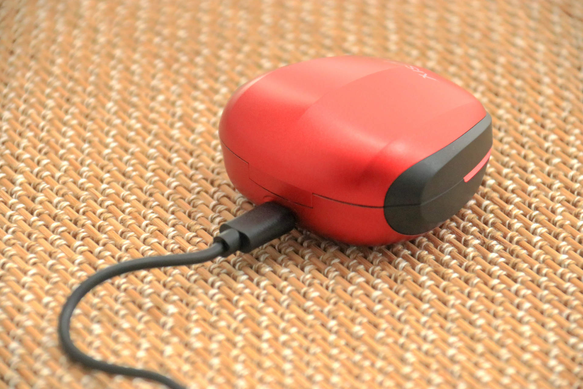 手游新装备，吃鸡不用愁，Xisem西圣olaf游戏耳机体验