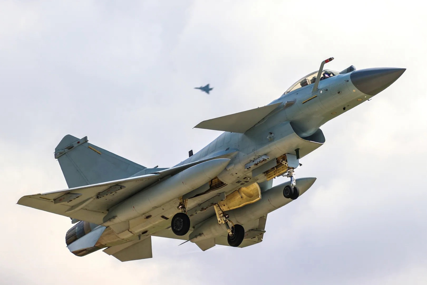 �ϲ�ս���վ���̬��ʵ����У�������-10C���������ع�