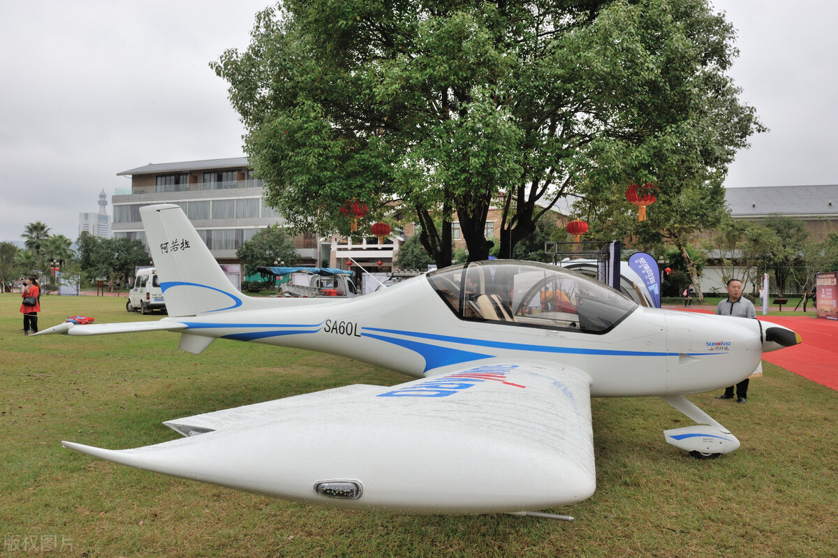 分数低选这3所大学，行业背景深厚就业质量好，低分生照样逆袭