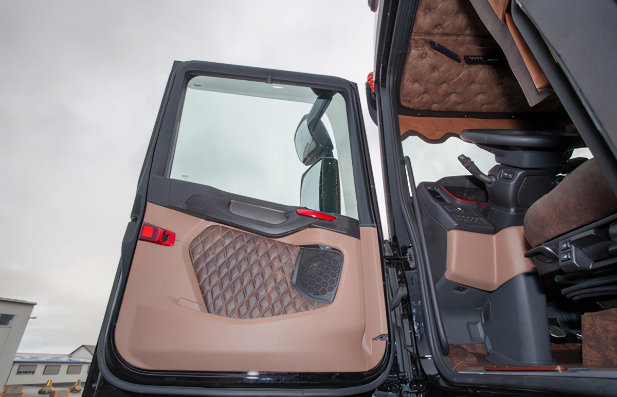 卡车内装潢图片大全(原车内饰不满意) - 赤虎壹号