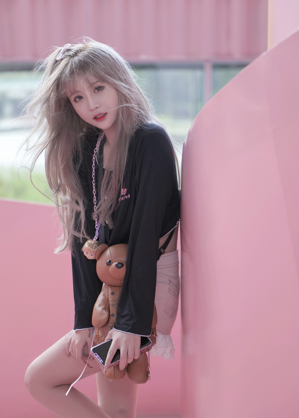 杨清柠公开分手原因,内涵毛宸宸靠女人生活,一点都不知道上进