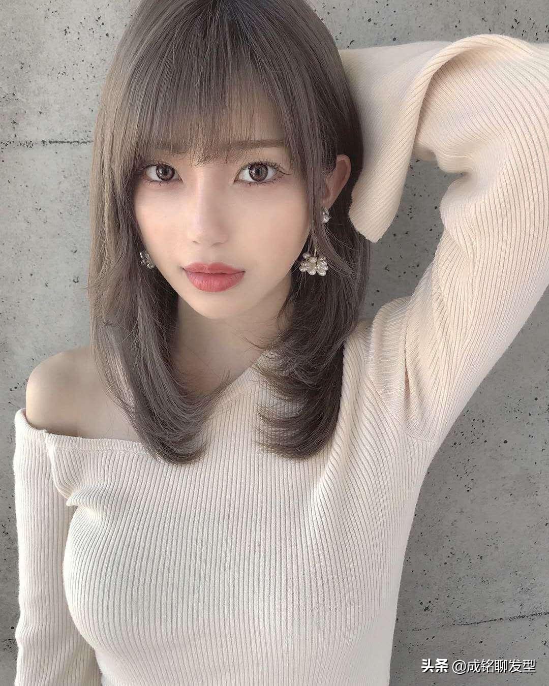 10款优雅时尚的卷发发型,送给各位长发女生