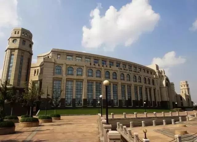 我国10大最美大学图书馆，各有特色令人神往，多图预警请欣赏