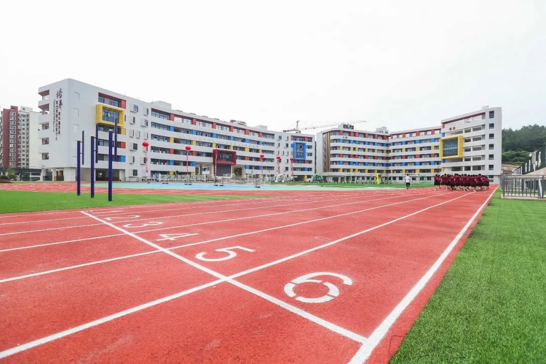 教育园区冉冉升起的一颗新星｜实地探访绵阳东辰聚星国际学校