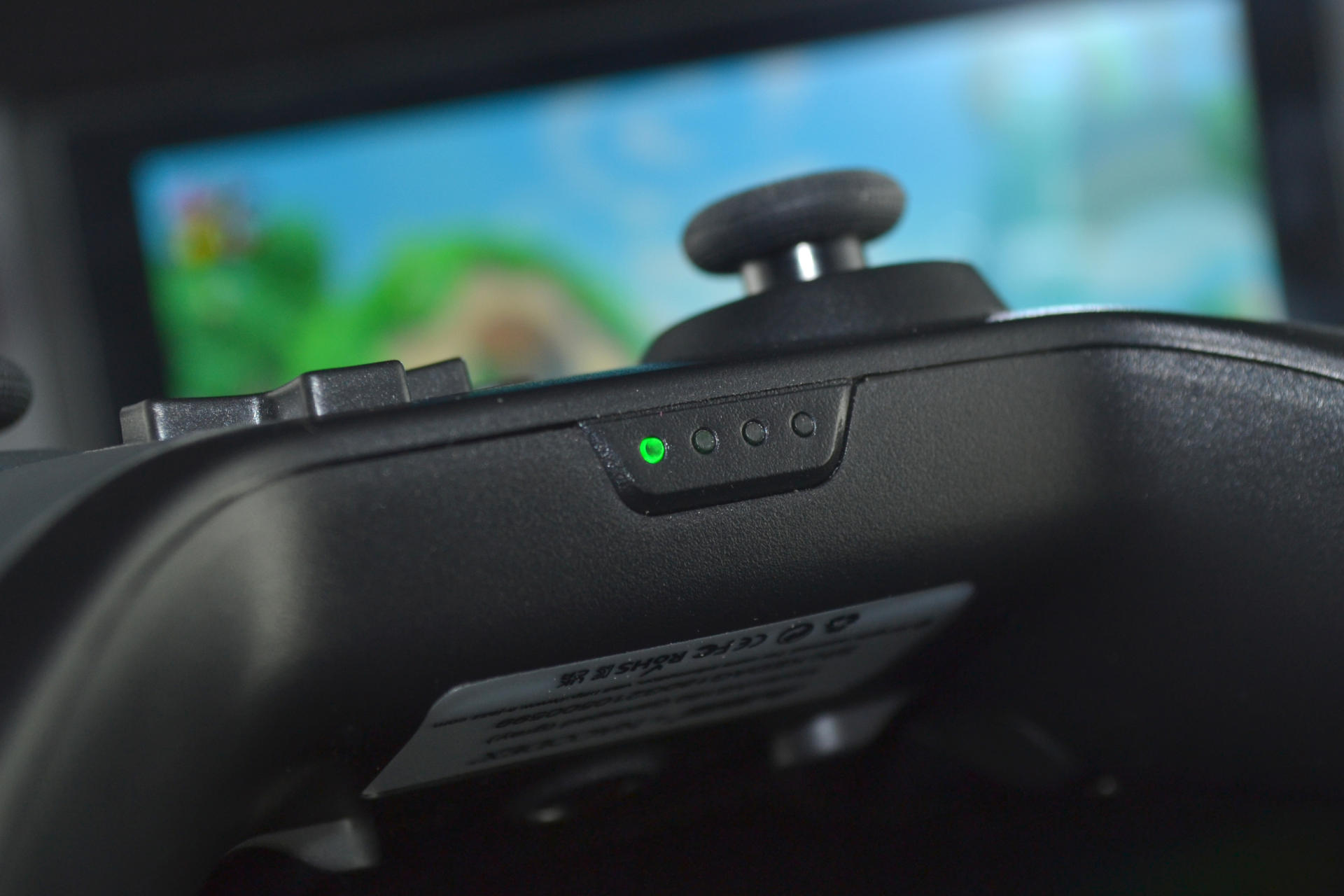 第三方更有料，玩Switch 我选黑爵AG180游戏手柄