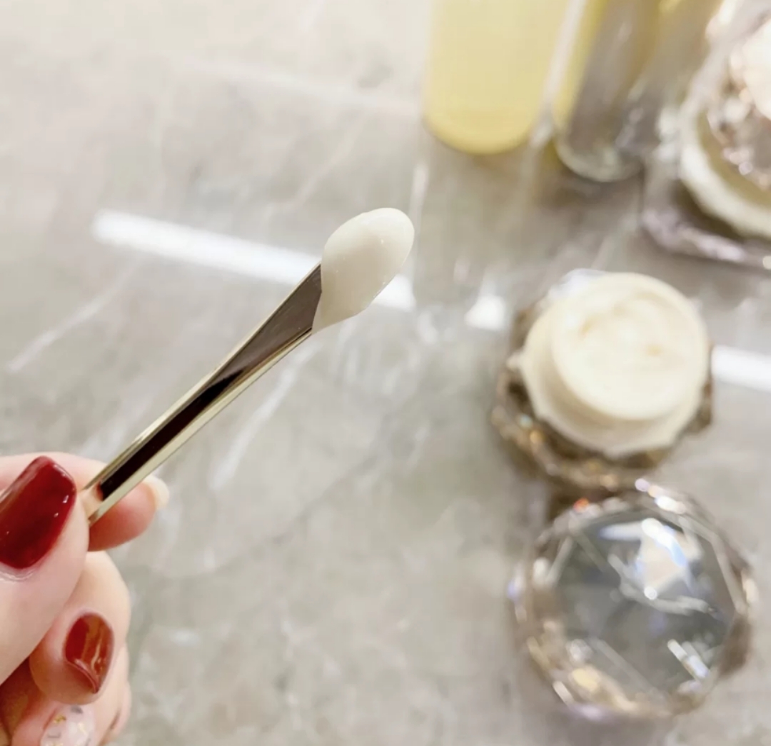 日系护肤品值得买有哪些？资生堂热门，SK2高端，CPB一般人用不起