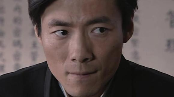 盘点谍战剧巅峰《潜伏》值得深思的细节!我问你这瓜保熟吗?