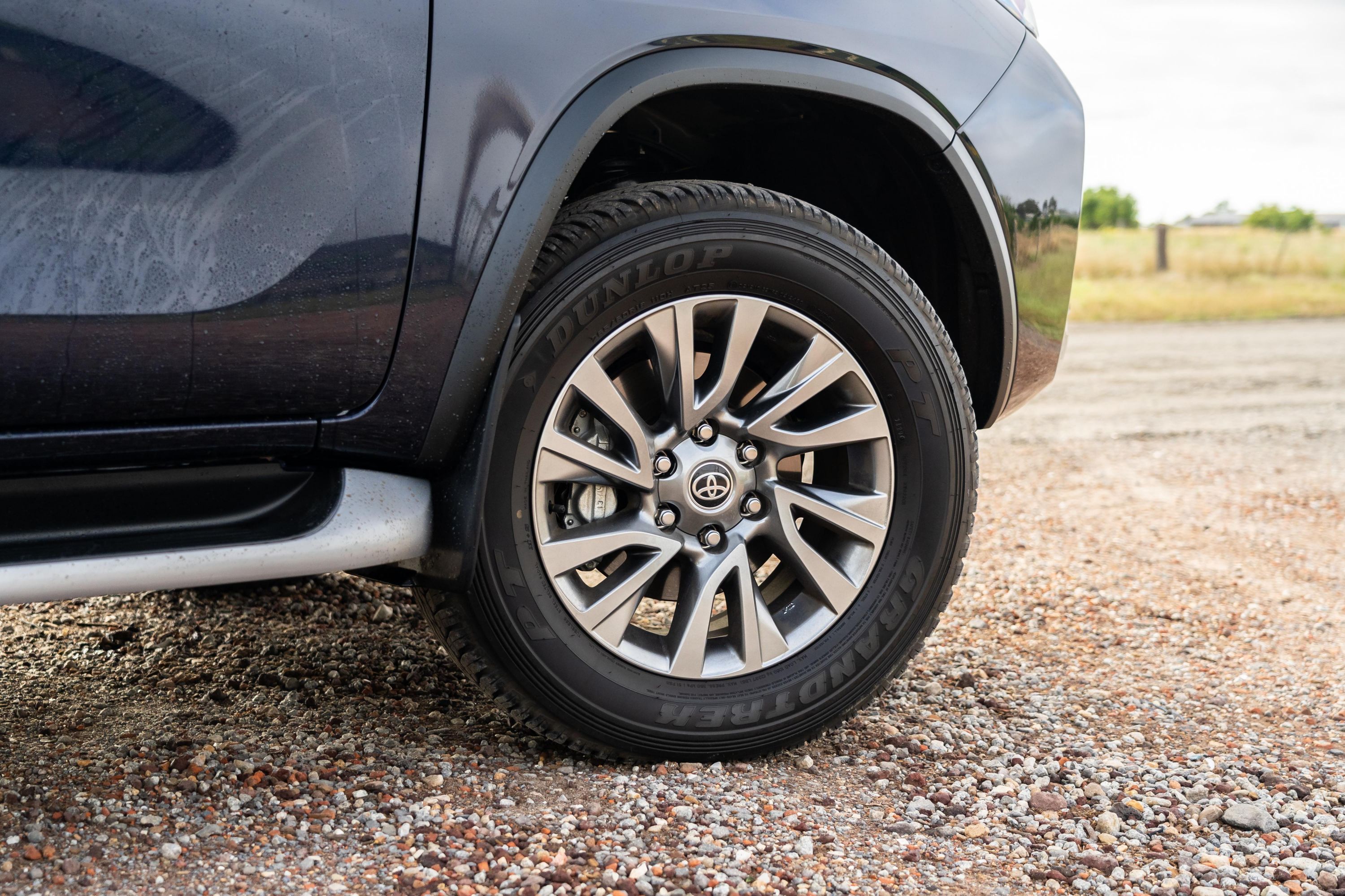 价格比普拉多高，澳大利亚2021款2.8T丰田试车通过者