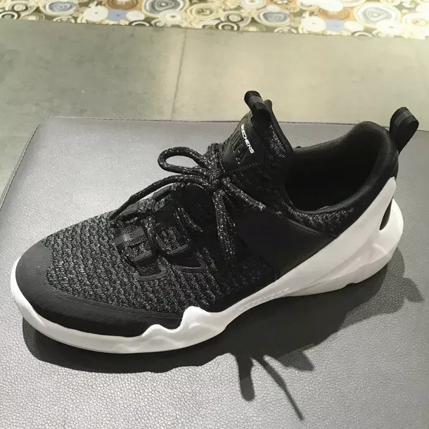 斯凯奇的鞋子如何？哪些最值得入手？