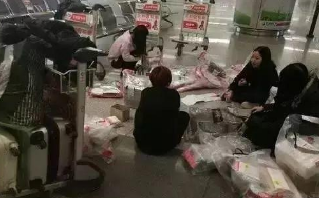 韩国媒体曝光：假冒化妆品只卖中国！这些你一定买过！
