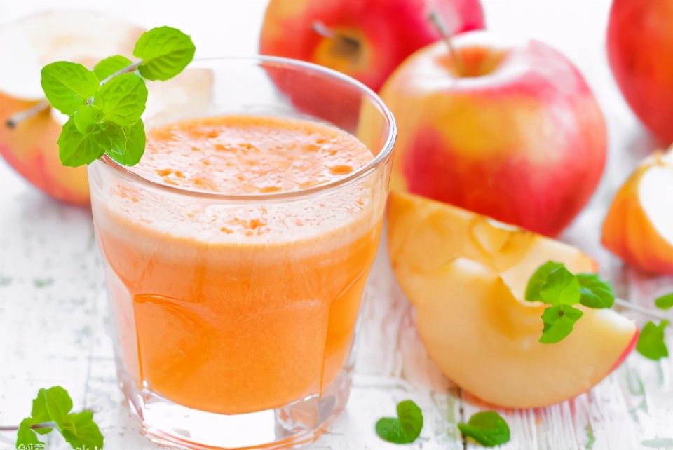 苹果汁怎么榨，苹果易氧化怎么办？关于苹果汁的知识