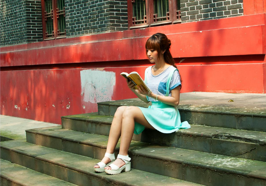 40岁章子怡大学聚会照刷屏：活得精致的女人，背后都在拼命努力