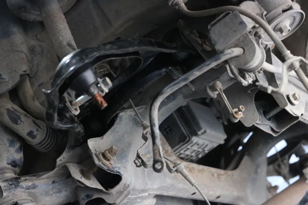 怪兽修车：翻新“破烂残损”的09年8代雅阁，最终满血复活变新车