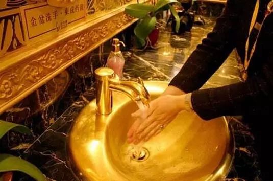 全世界最豪华的洗手间，香港金王潮商林世荣