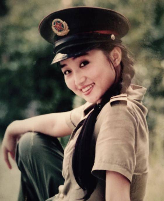 湘西女文工团被俘图片(3段感情遍体鳞伤) - 赤虎壹号