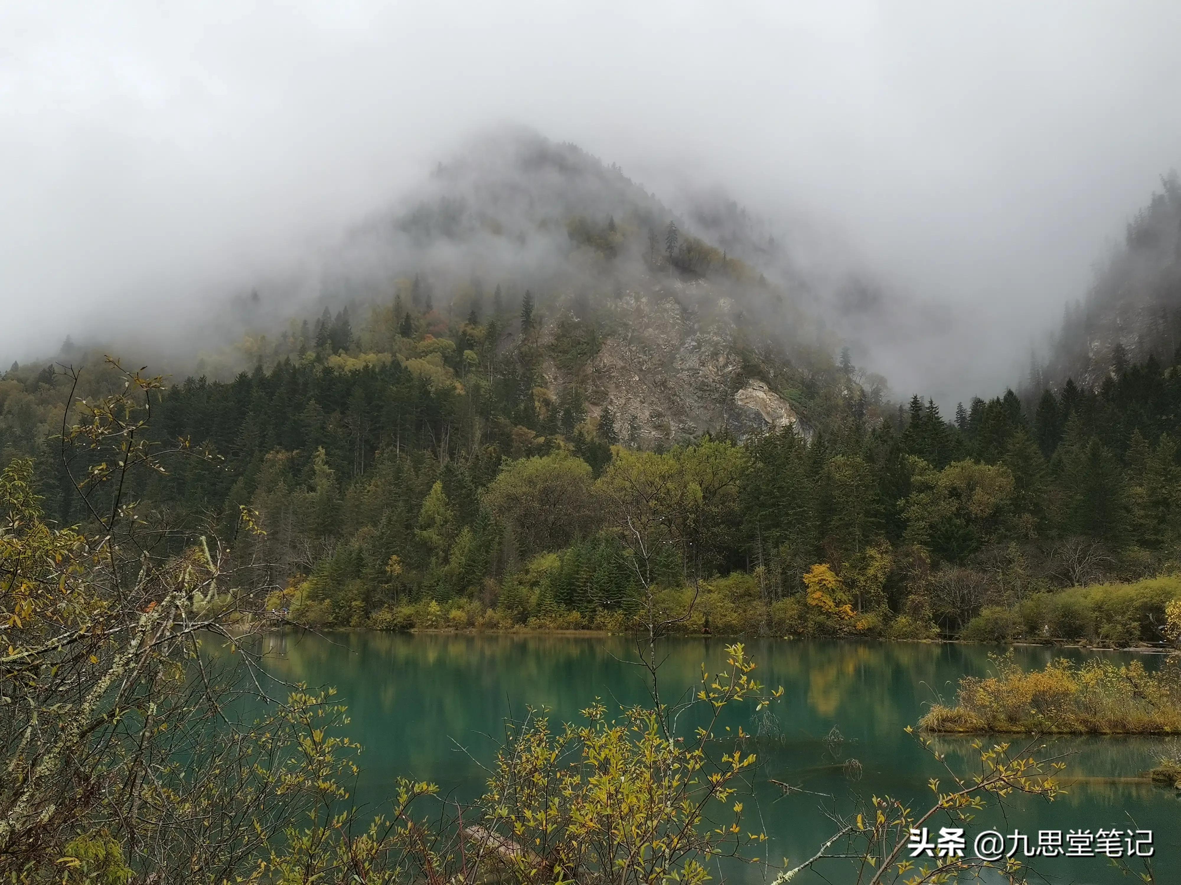 无边风景在路上；十月中下旬川西小环线，拍摄的唯美照片精选合集