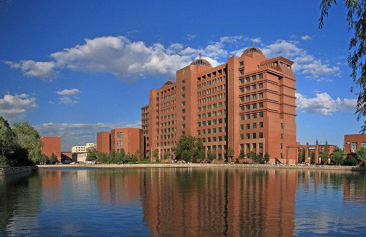 内蒙古喜迎一所大学，占地800亩，2022年建成，考生有福了