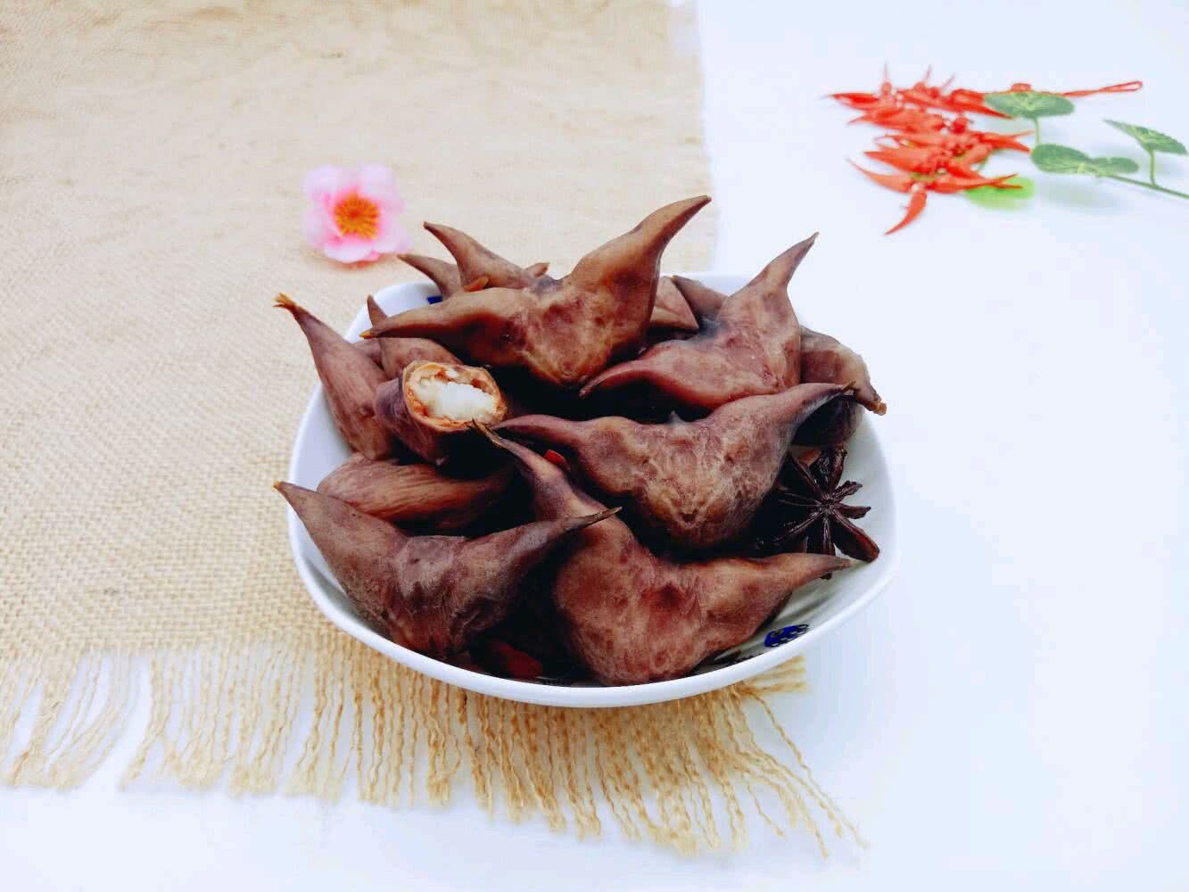 南方遍地都是的它，没见过的北方人尝过后：这比板栗还软绵粉糯啊