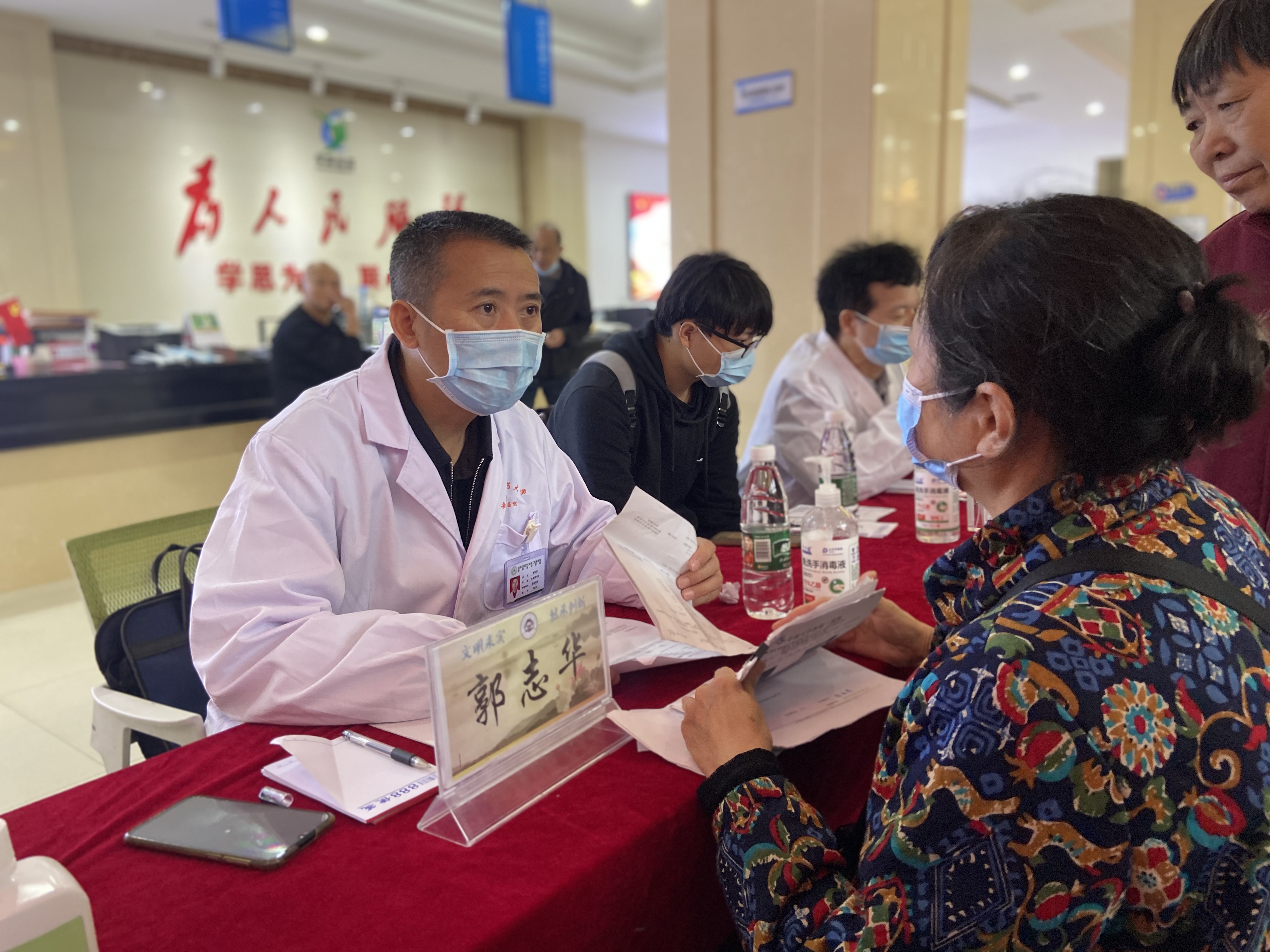 湖南中医药大学开展“中医药+”系列科普义诊活动 深受市民喜爱