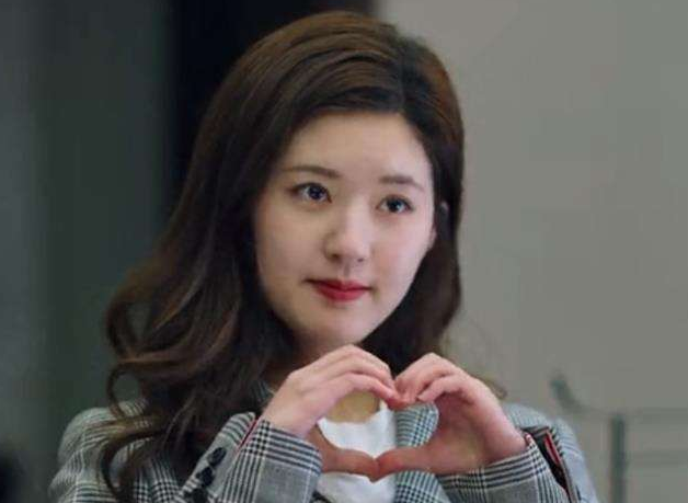 赵露思花式接吻：郑业成转圈吻，丁禹兮豌豆吻，与他接吻5小时