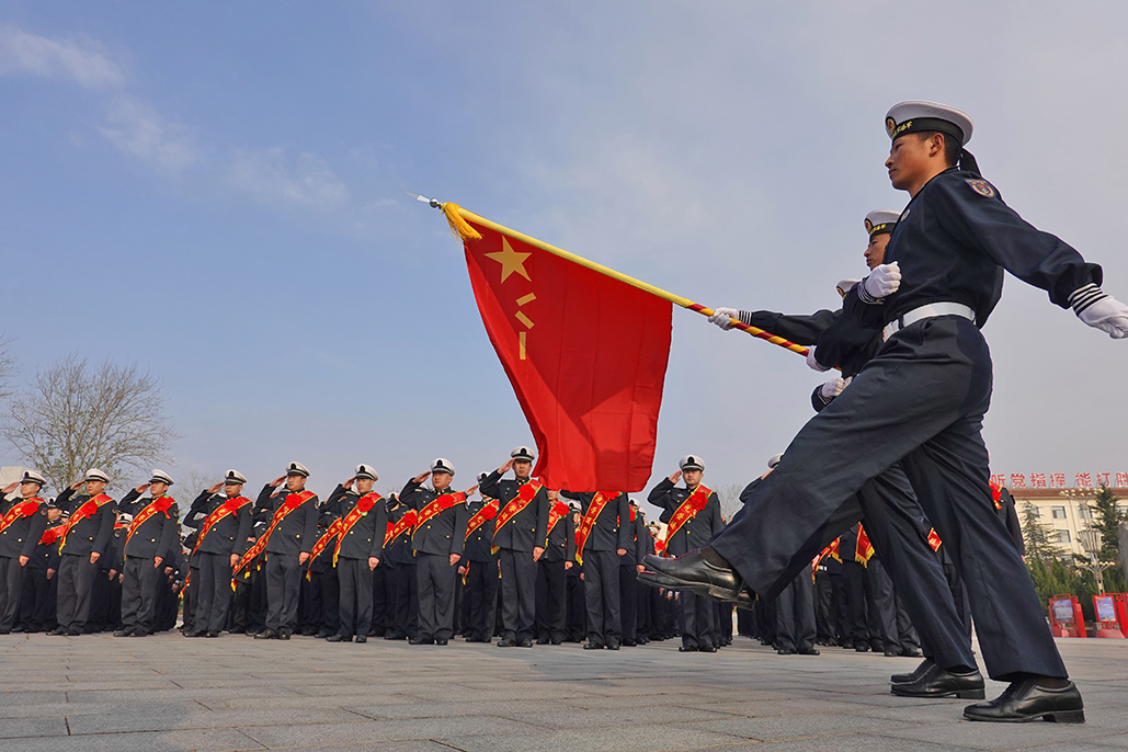 军官职业化新政来了！家有二胎服役年限却不够，该怎么办？