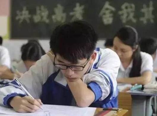 新高考选科有新调整，3+1+2将变成3+2+1？2022年学生需多关注