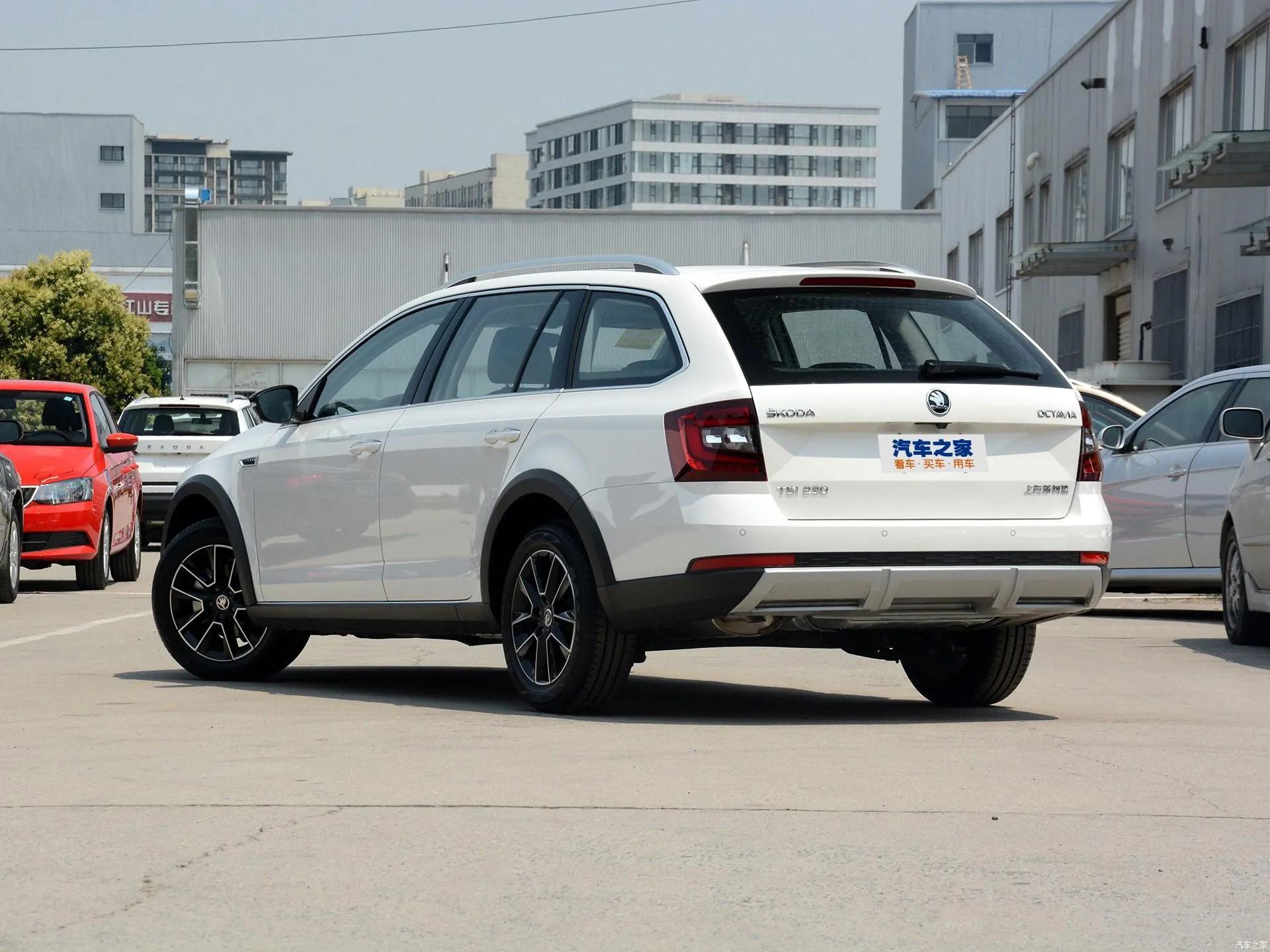 大家都买得起的紧凑级旅行车，诗和远方不如实用来的实在