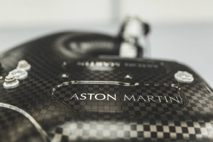 马丁斯顿(斯顿·马丁战神“Aston Martin Valky)