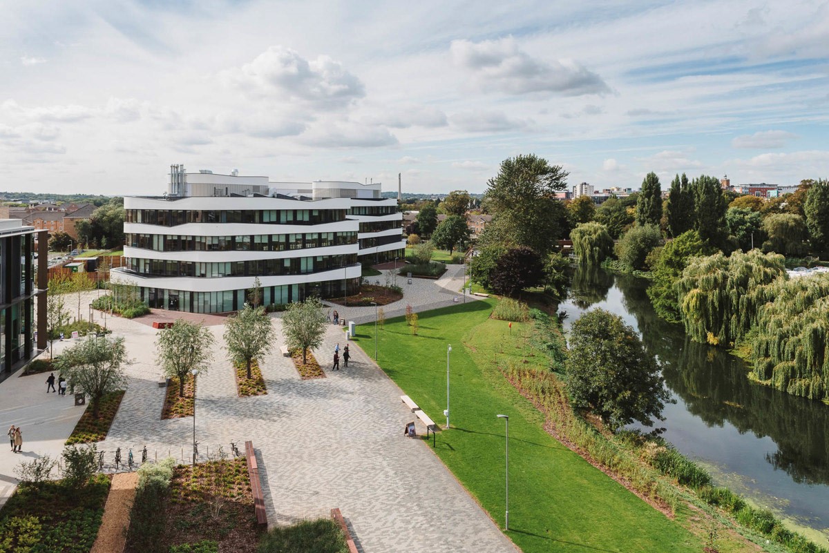 湖南大学-英国北安普顿大学2+2项目学子喜报