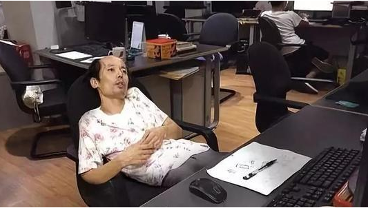 00后毕业生的“辞职信”火了，理由霸气又强硬，老板不敢不同意