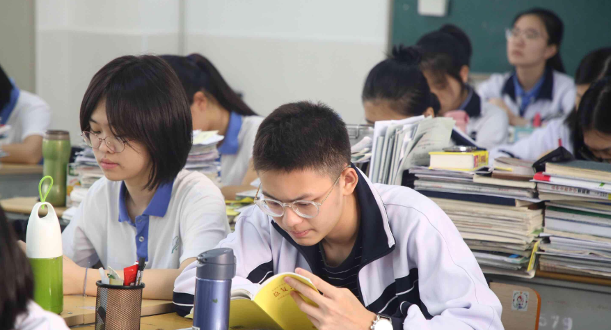 2021江苏省高校排名出炉，苏大挤进前3名，南大稳居榜首