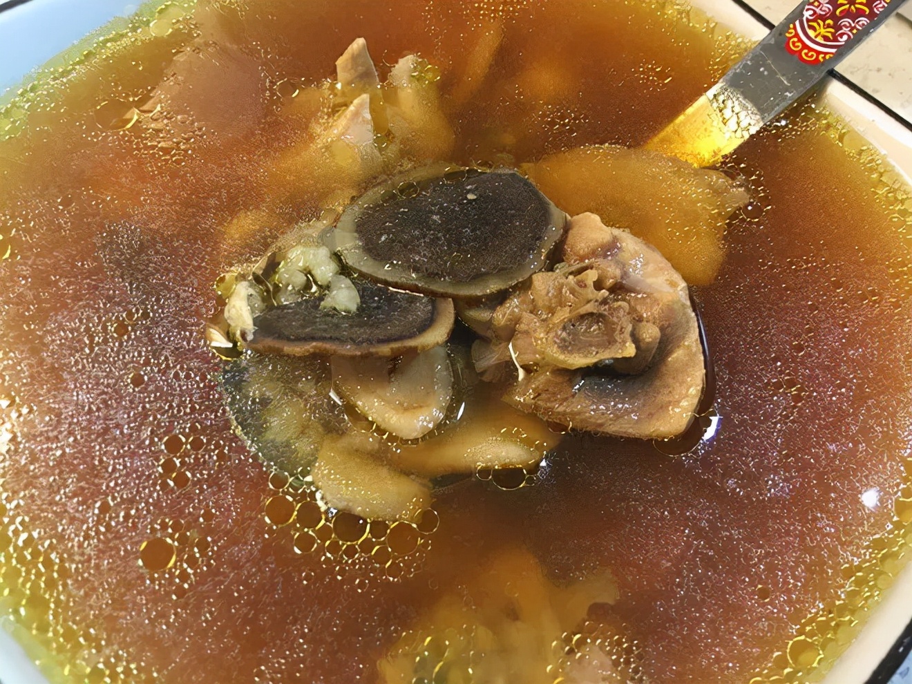 腰痛？安排这6款缓解腰痛的药膳！