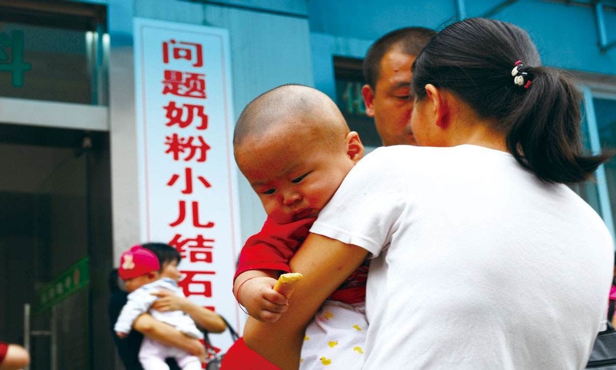 三聚氰胺事件13年，被三鹿奶粉毒害的30万孩子，现在怎么样了？