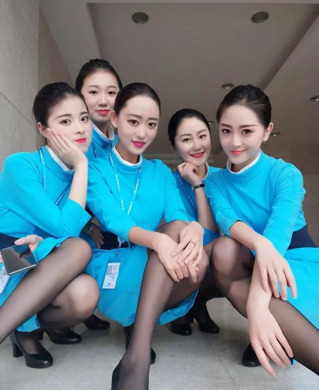 中国十大航空公司盘点,你喜欢的空姐在哪里?