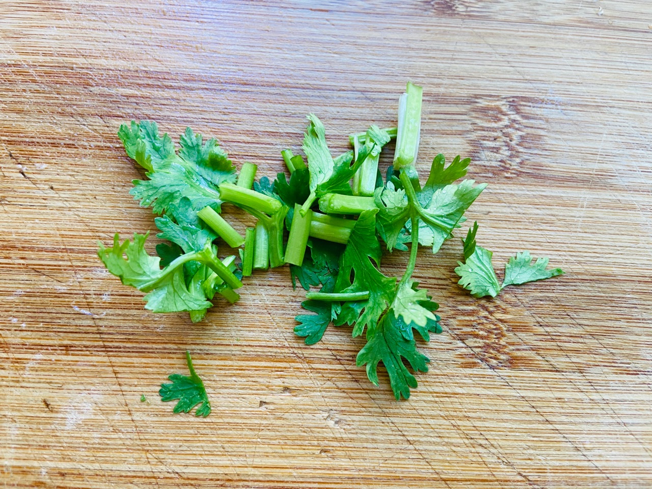 秋天适合喝这汤，6块钱煮一锅，营养好吸收，低脂低卡，别错过了