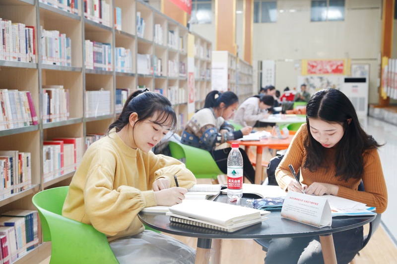 四川大學同寢室6名學生，集体被保研名校，网友：值得大學生学习