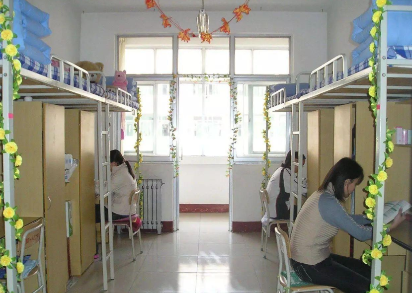 我国宿舍“很好”的4所大学，住宿条件优越，网友：我也想拥有