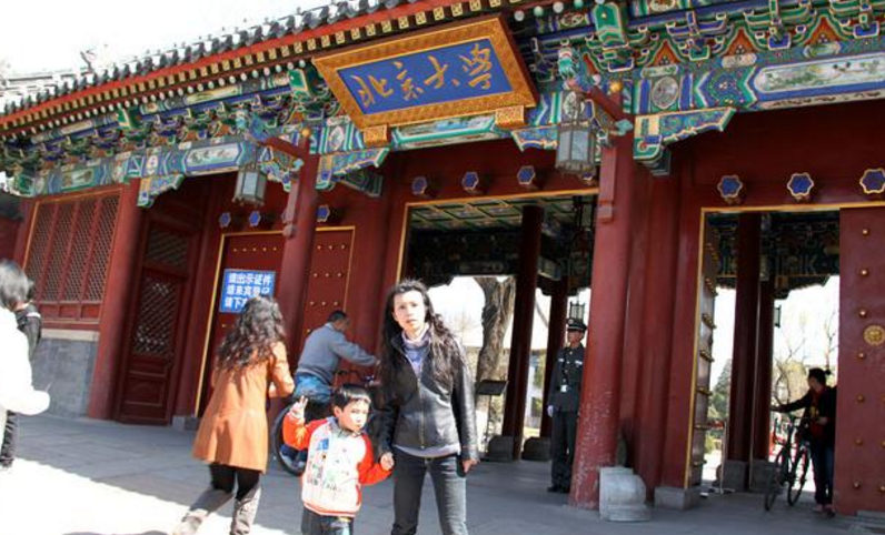 教育部发布新榜单，2021人文社科高校排行，北大“爆冷”排第23