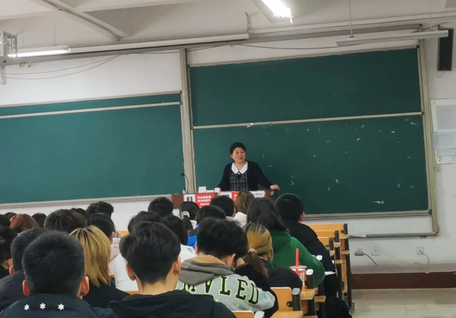 大学班干部有用吗？不如看看这些职位，对学生未来有很大帮助