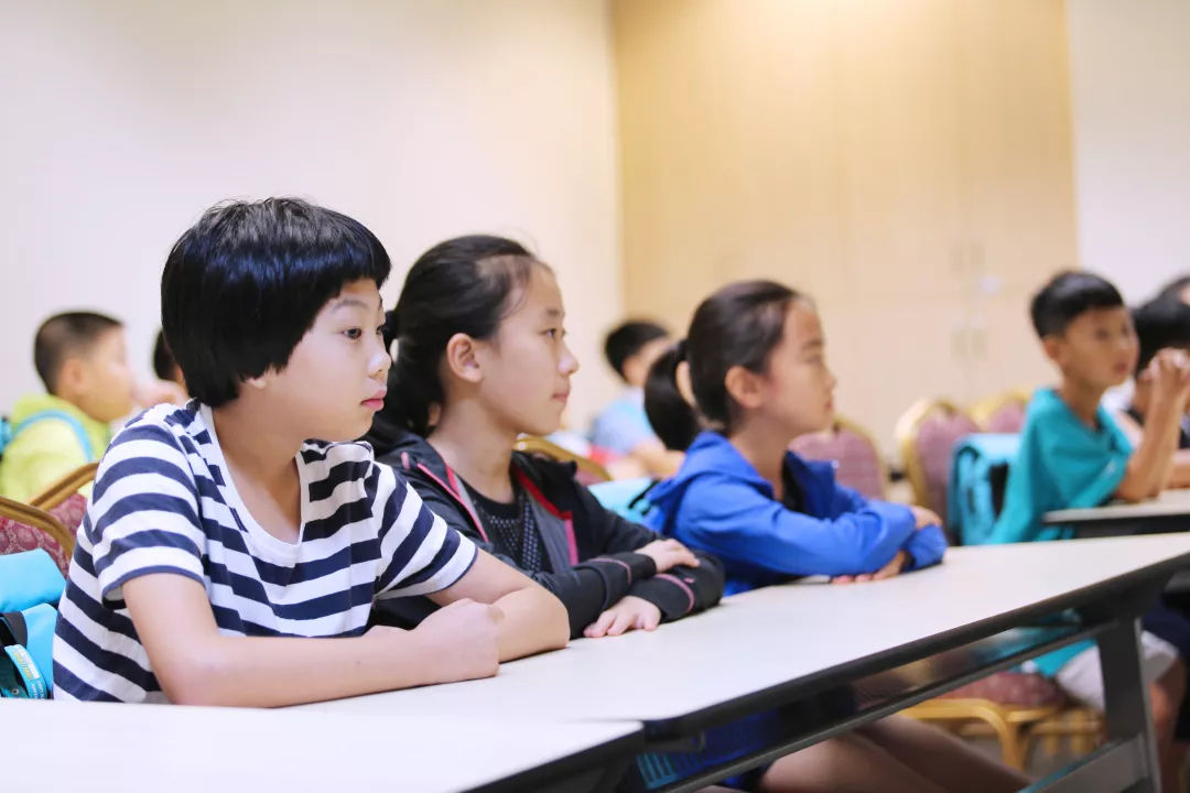 这个国家，让孩子的英语水平和母语一样厉害！