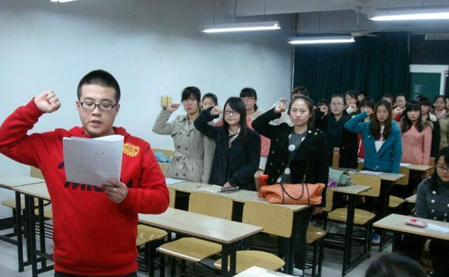 大学有几次入党机会？大三、大四还能入党吗？学姐：这3点要明白