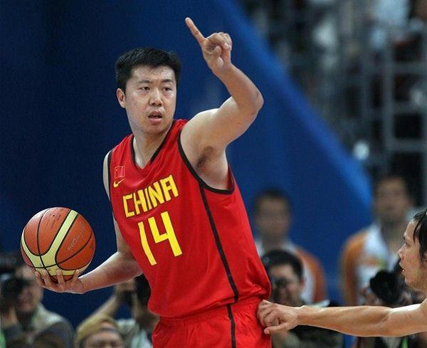 大致为什么离开nba(忆王治郅不归之谜：性格内向缺乏交流，已与宋杨分手娶90后美女)