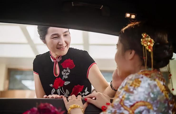 婚礼上父母应该怎么穿才最得体呢