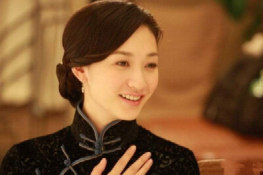 10位“70后女星”颜值对比，有人40岁强凹青春，有人51岁无惧岁月